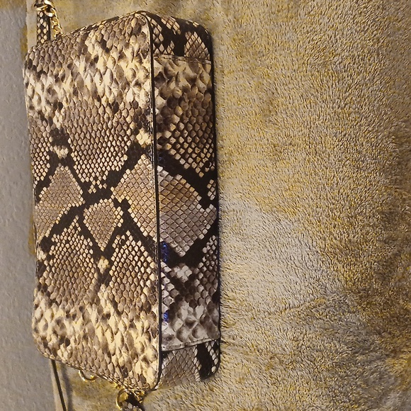 Michael Kors Snakeskin Print - Picture 10 of 16
